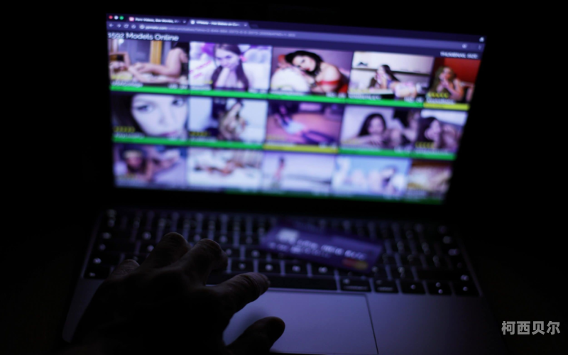 阿v小视频不卡，午夜视频在线播——新闻资讯网站小编揭秘