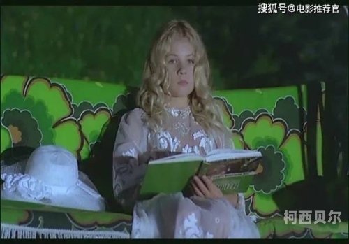 亚洲热门成人影片上线，探索真实与诱惑的交织