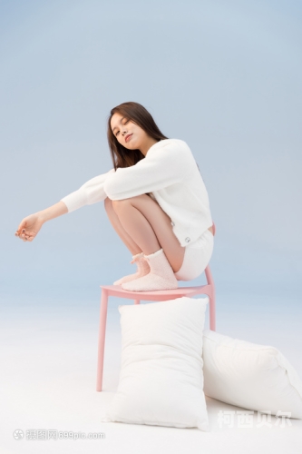 制度下的女性权益与在线视频内容探索制度丝袜av在线视频