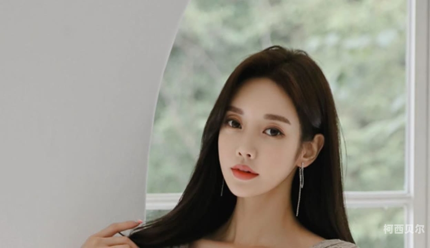 强奸白色包臀裙美女黄小说，网络热议与真相追踪